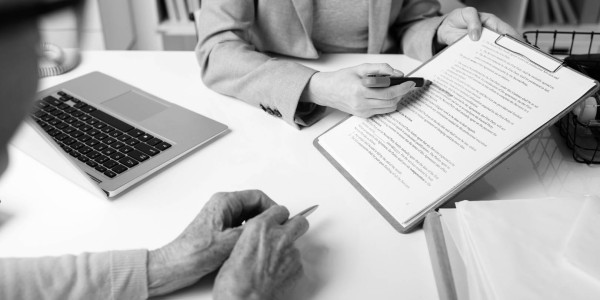 Derecho Inmobiliario / Abogados Inmobiliarios en Hospitalet de Llobregat · Negociar Contratos Renta Antigua